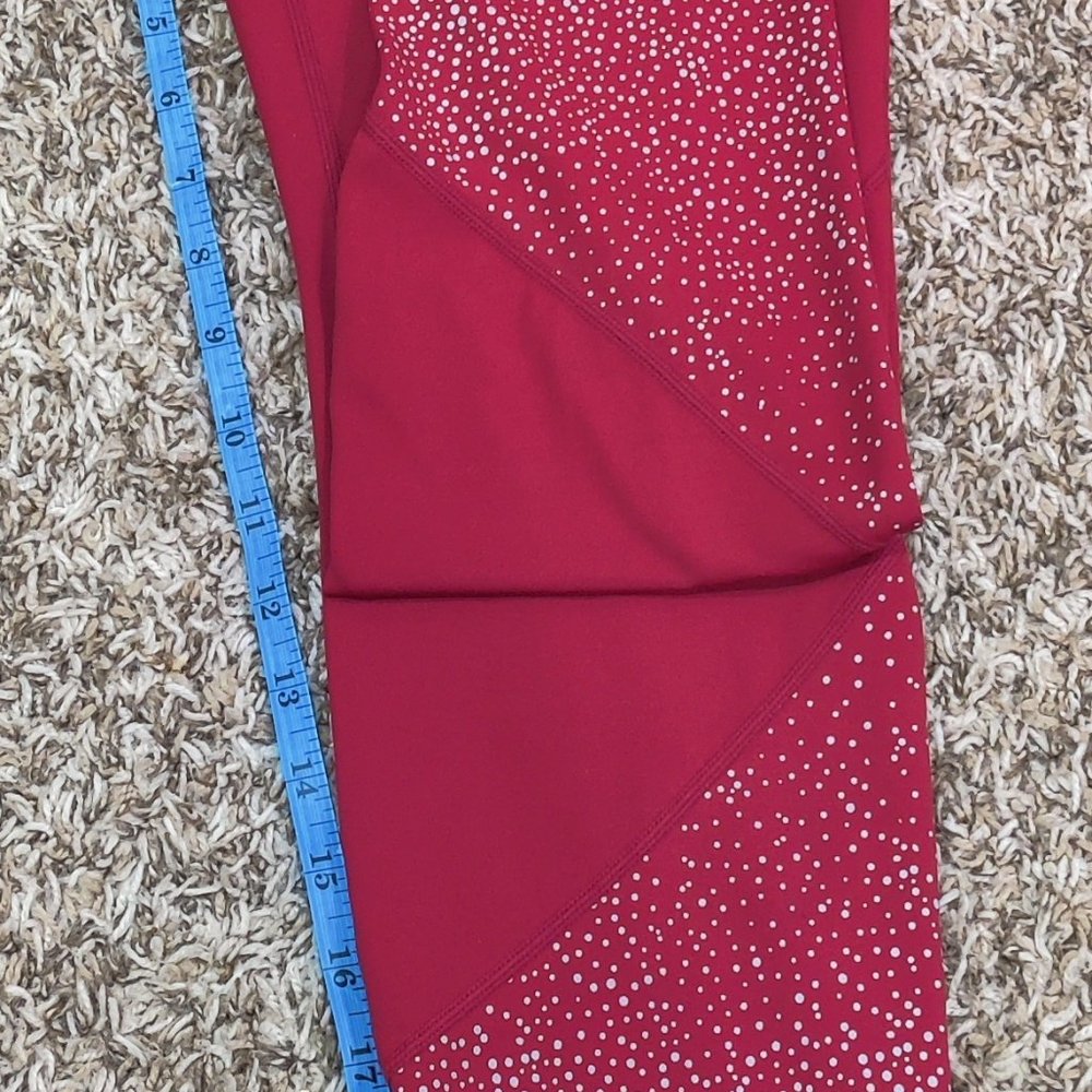Zyia Active Merlot Pocket Reflective Light n Luxe 7/8 High Rise leggings, sz 6-8 - Picture 8 of 9